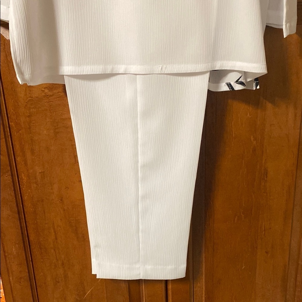 Vintage Y2K White Button-Up Pant / Shirt Set with Black Floral Design - Picture 7 of 16